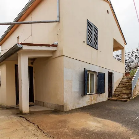 Apartament Holiday Nela